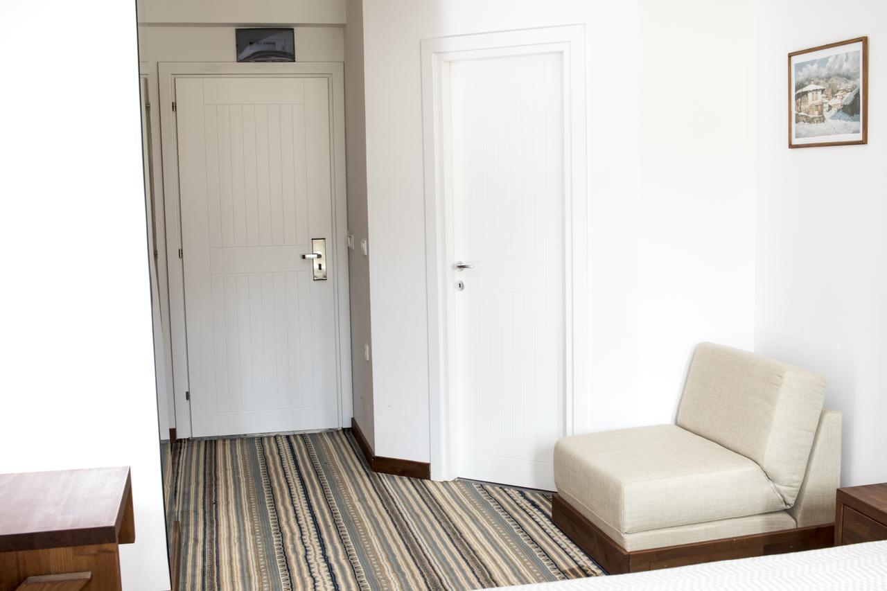 Boutique Hotel The White Pine Szamokov Kültér fotó
