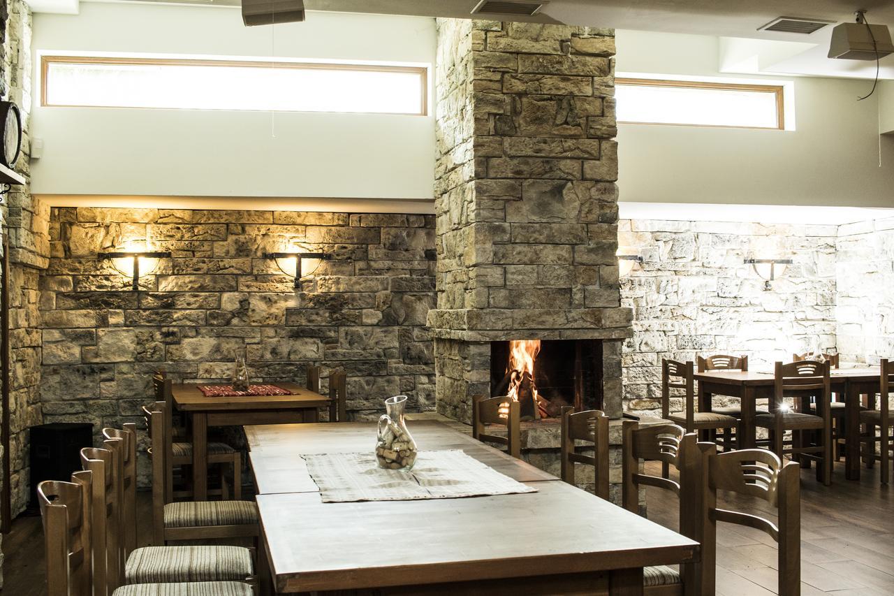 Boutique Hotel The White Pine Szamokov Kültér fotó